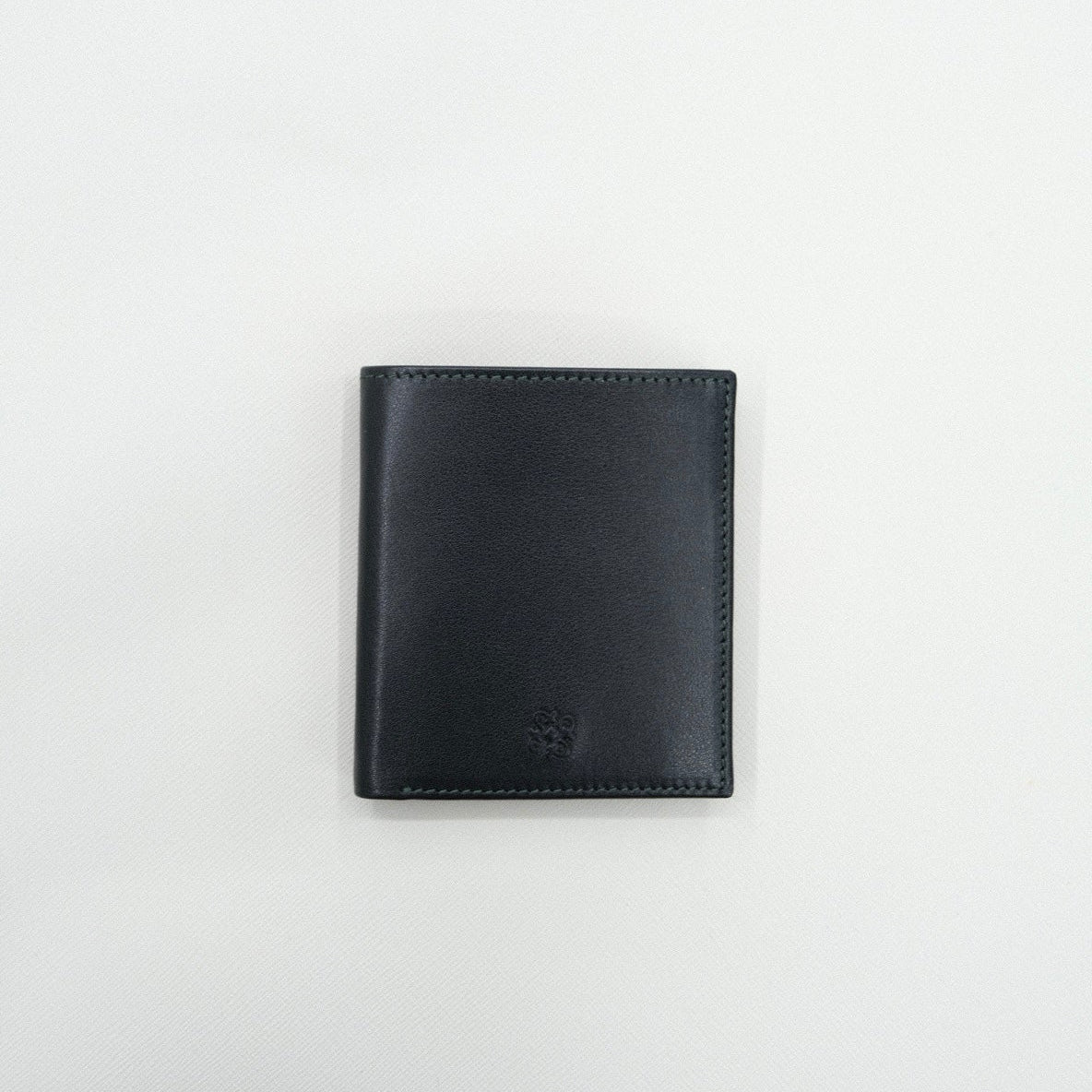 Bifold Vertical Wallet